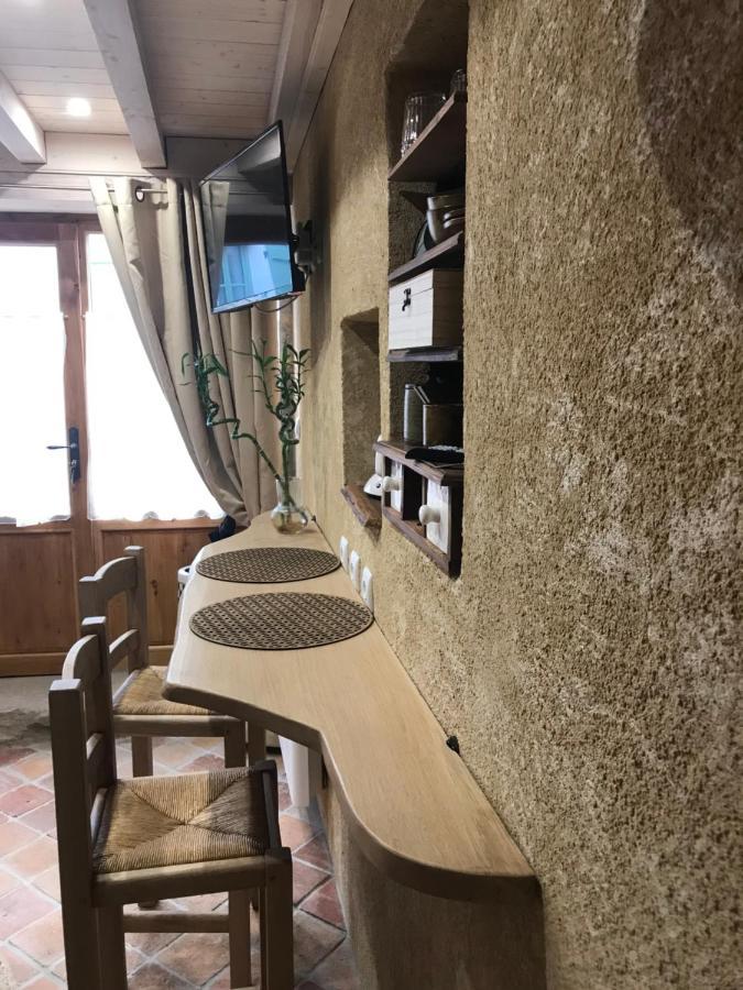 Chambre Les Marguerites Клуни Екстериор снимка